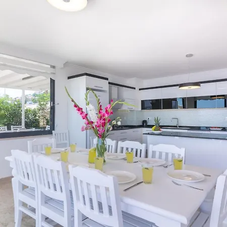 Kirec Villa
